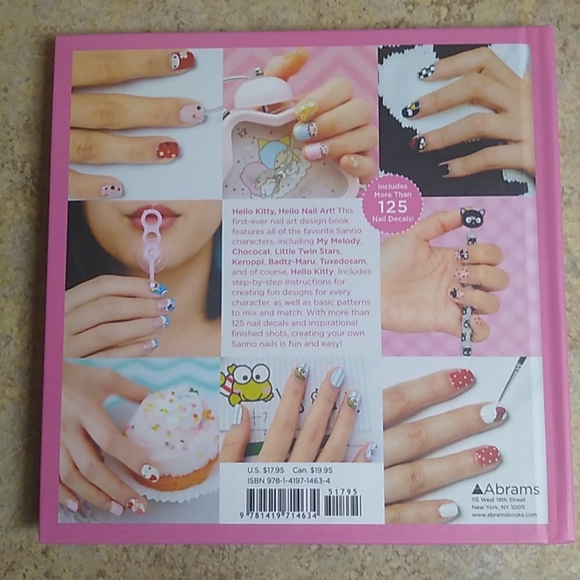 Hello Kitty Nail Art With Nail Decals Book New - Picture 2 of 3